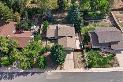 2436 S Lansing Way, Aurora, CO 80014 - Photo 37