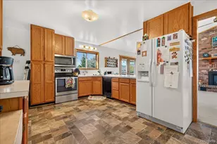 1910 Jackson Ave, Kremmling, CO 80459 - Photo 7