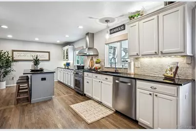 6809 S Niagara Court, Centennial, CO 80112 - Photo 11