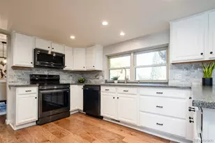 6711 W Portland Pl, Littleton, CO 80128 - Photo 11