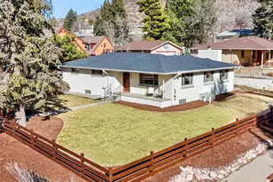 462 Anderson St, Castle Rock, CO 80104 - Photo 1