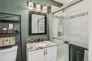 1313 Laredo St, Aurora, CO 80011 - Photo 9