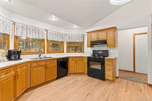 34525 Forest Park Dr, Elizabeth, CO 80107 - Photo 15