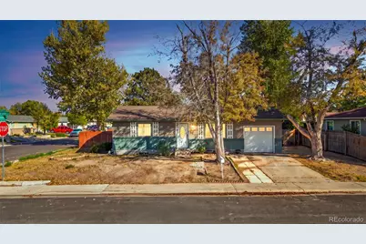 5566 Anaheim Way, Denver, CO 80239 - Photo 1