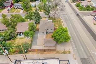 1990 Newark St, Aurora, CO 80010 - Photo 41