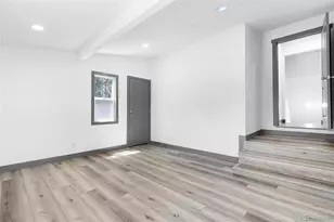 1990 Newark St, Aurora, CO 80010 - Photo 21