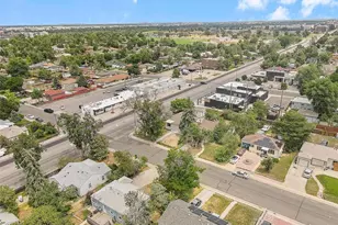 1990 Newark St, Aurora, CO 80010 - Photo 45