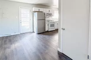 489 Toledo, Aurora, CO 80011 - Photo 3