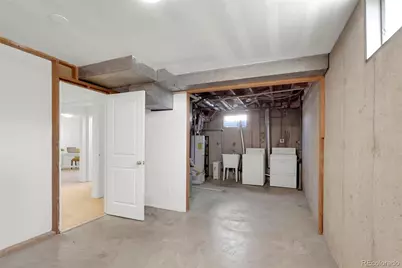 201 E 108th Avenue, Northglenn, CO 80233 - Photo 23