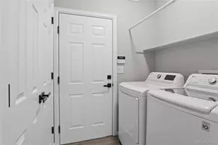 6754 S Winnipeg Cir, Aurora, CO 80016 - Photo 11