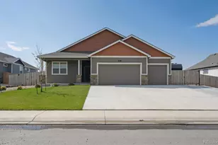 106 Seventh Ave, Wiggins, CO 80654 - Photo 1