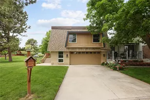 141 S Upham Ct, Lakewood, CO 80226 - Photo 1