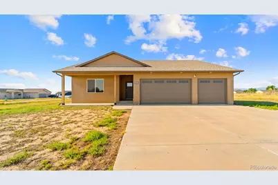 634 E Fredonia Drive, Pueblo, CO 81007 - Photo 1