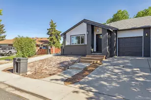 1140 Parker Dr, Longmont, CO 80501 - Photo 1
