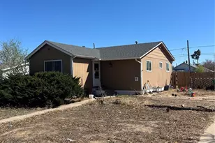 132 5th St, Fort Lupton, CO 80621 - Photo 1