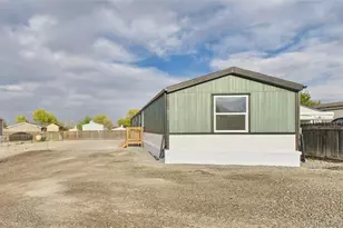 954 S Silt Dr, Pueblo, CO 81007 - Photo 1