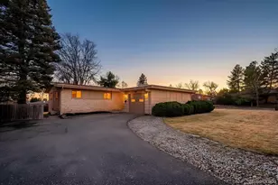 6040 W Elmhurst Dr, Littleton, CO 80128 - Photo 1