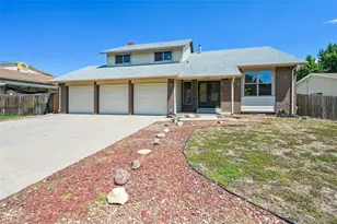 3320 S Olathe Way, Aurora, CO 80013 - Photo 1