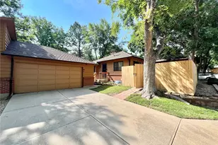 21 S Eagle Cir, Aurora, CO 80012 - Photo 1