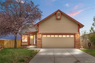 7507 Halleys Dr, Littleton, CO 80125 - Photo 1