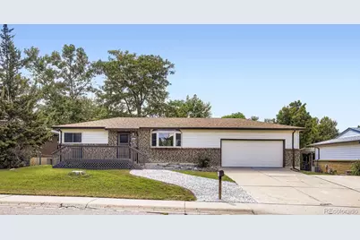 811 S Tyler Avenue, Loveland, CO 80537 - Photo 1