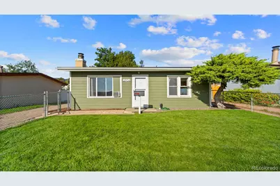 2906 N Chestnut Street, Colorado Springs, CO 80907 - Photo 1