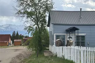 402 E 10th St, Leadville, CO 80461 - Photo 1