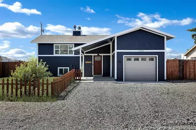 906 Central, Kremmling, CO 80459 - Photo 1