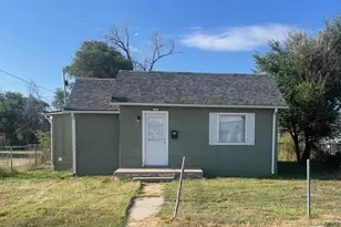 321 Jefferson St, Sterling, CO 80751 - Photo 1