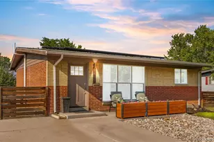 9611 W 56th Pl, Arvada, CO 80002 - Photo 1