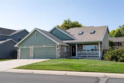 19480 E Pacific Drive, Aurora, CO 80013 - Photo 1