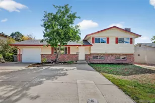 978 S Potomac Way, Aurora, CO 80012 - Photo 1