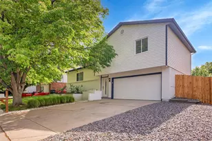 1517 S Elkhart St, Aurora, CO 80012 - Photo 1