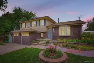 1729 S Ouray Ct, Aurora, CO 80017 - Photo 1