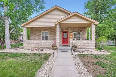 218 E Colorado Avenue, Berthoud, CO 80513 - Photo 1