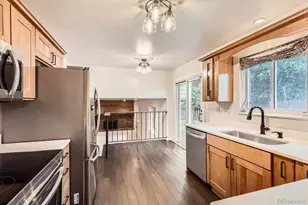 7016 S Dahlia St, Centennial, CO 80122 - Photo 9