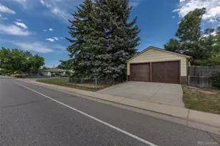 1099 Wheeling St, Aurora, CO 80011 - Photo 35