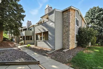 922 S Walden Street #201, Aurora, CO 80017 - Photo 1