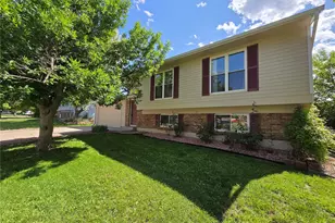 1265 S Biscay St, Aurora, CO 80017 - Photo 1