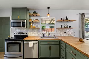 1670 Oakland St, Aurora, CO 80010 - Photo 1