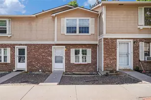 1534 S Ouray Cir, Aurora, CO 80017 - Photo 1