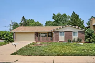 352 S Peoria Cir, Aurora, CO 80012 - Photo 1