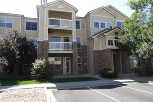 5756 N Genoa Way, Aurora, CO 80019 - Photo 1