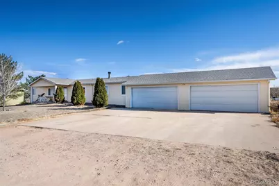 908 E Waverly Drive, Pueblo, CO 81007 - Photo 1