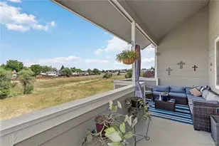 1049 S Walden Way, Aurora, CO 80017 - Photo 1