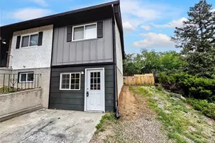 806 Paradise Ln, Colorado Springs, CO 80904 - Photo 1