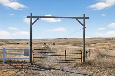 5689 S Tom Bay Court, Bennett, CO 80102 - Photo 1