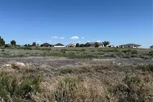 349 E Greenway Dr, Pueblo, CO 81007 - Photo 1