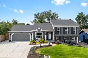 21546 E Powers Circle, Centennial, CO 80015 - Photo 1