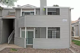 922 S Walden St, Aurora, CO 80017 - Photo 1